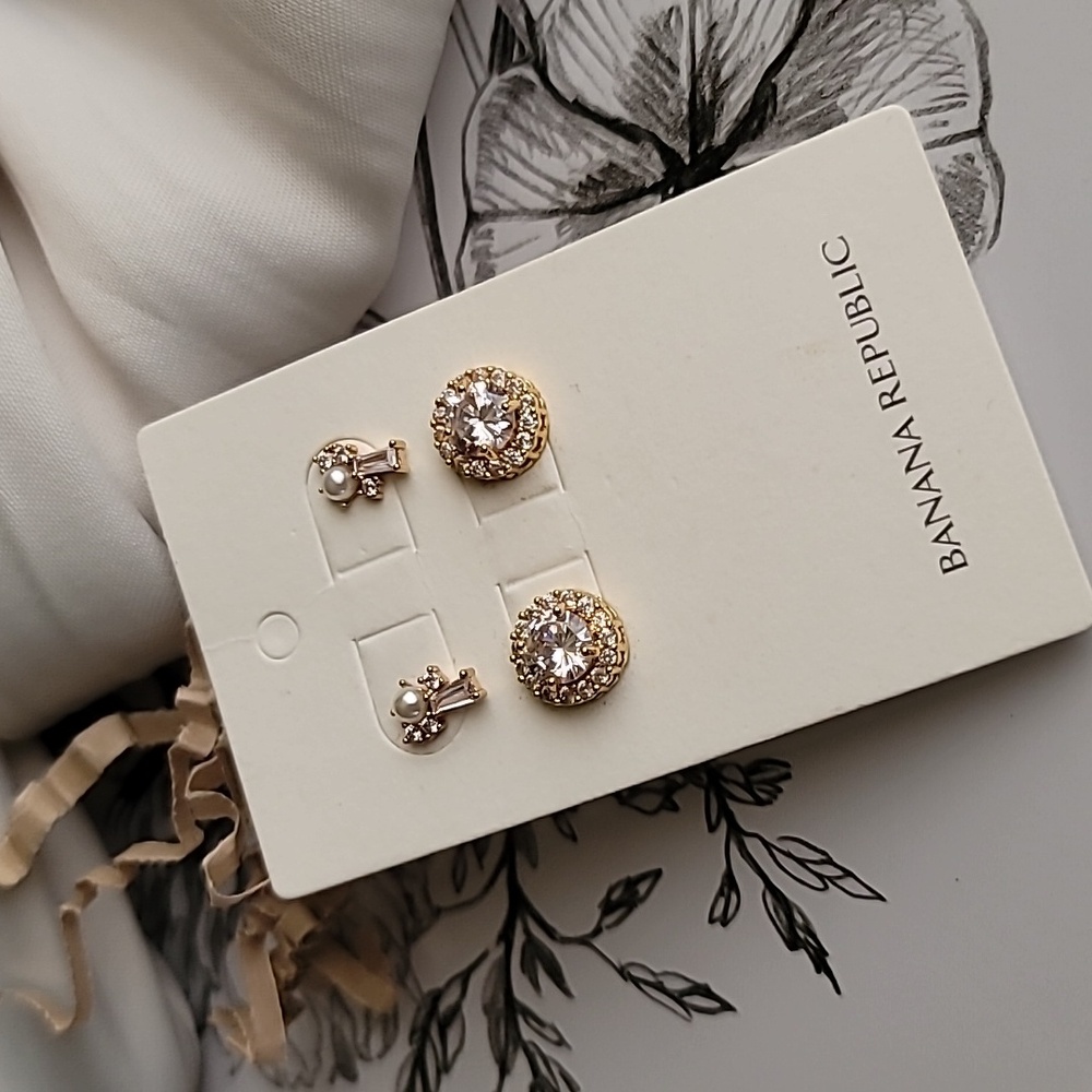 BR Earrings Set